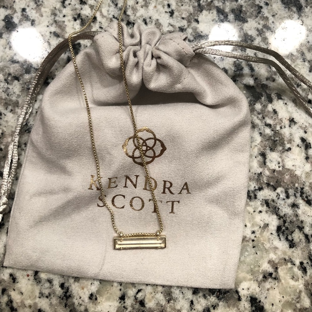 Kendra Scott Leanor Bar Necklace - Clear